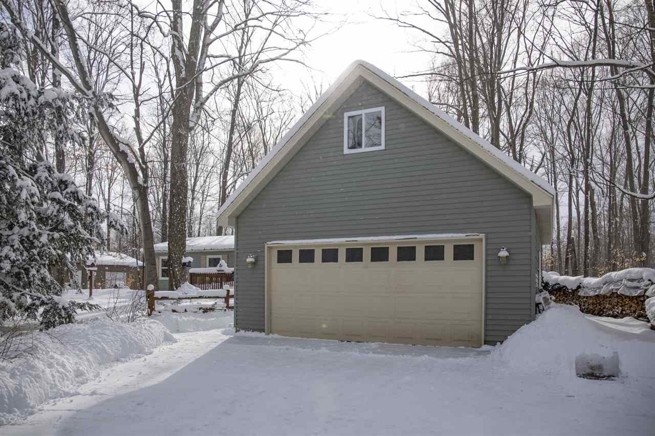 18627 Cedar Run Road Traverse City, MI 49684 - Photo 4 of 36 1884038-3.JPG