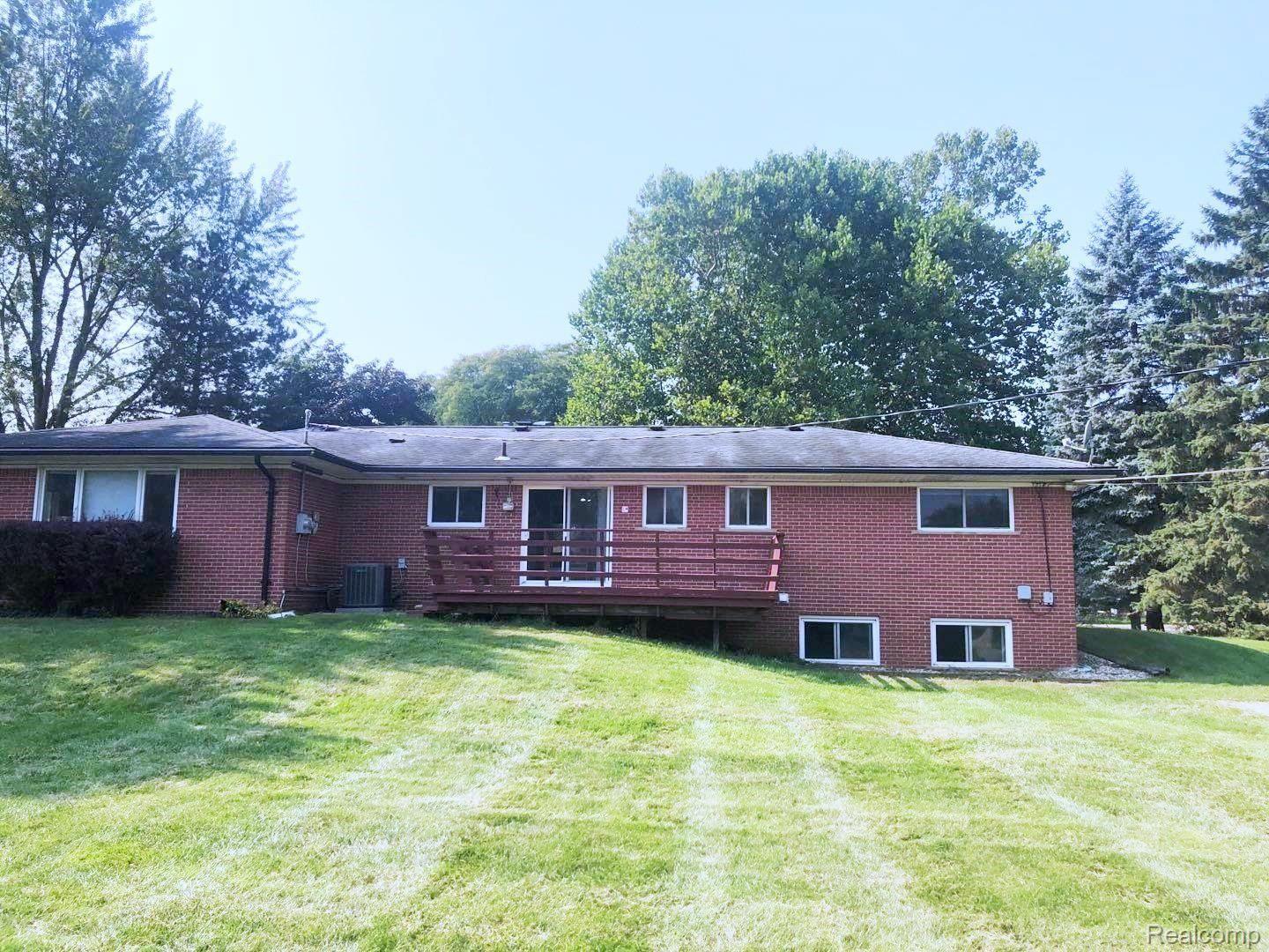 6302 Donaldson Road Troy, MI 48085 - Photo 5 of 22 ShowImage 4.jpg