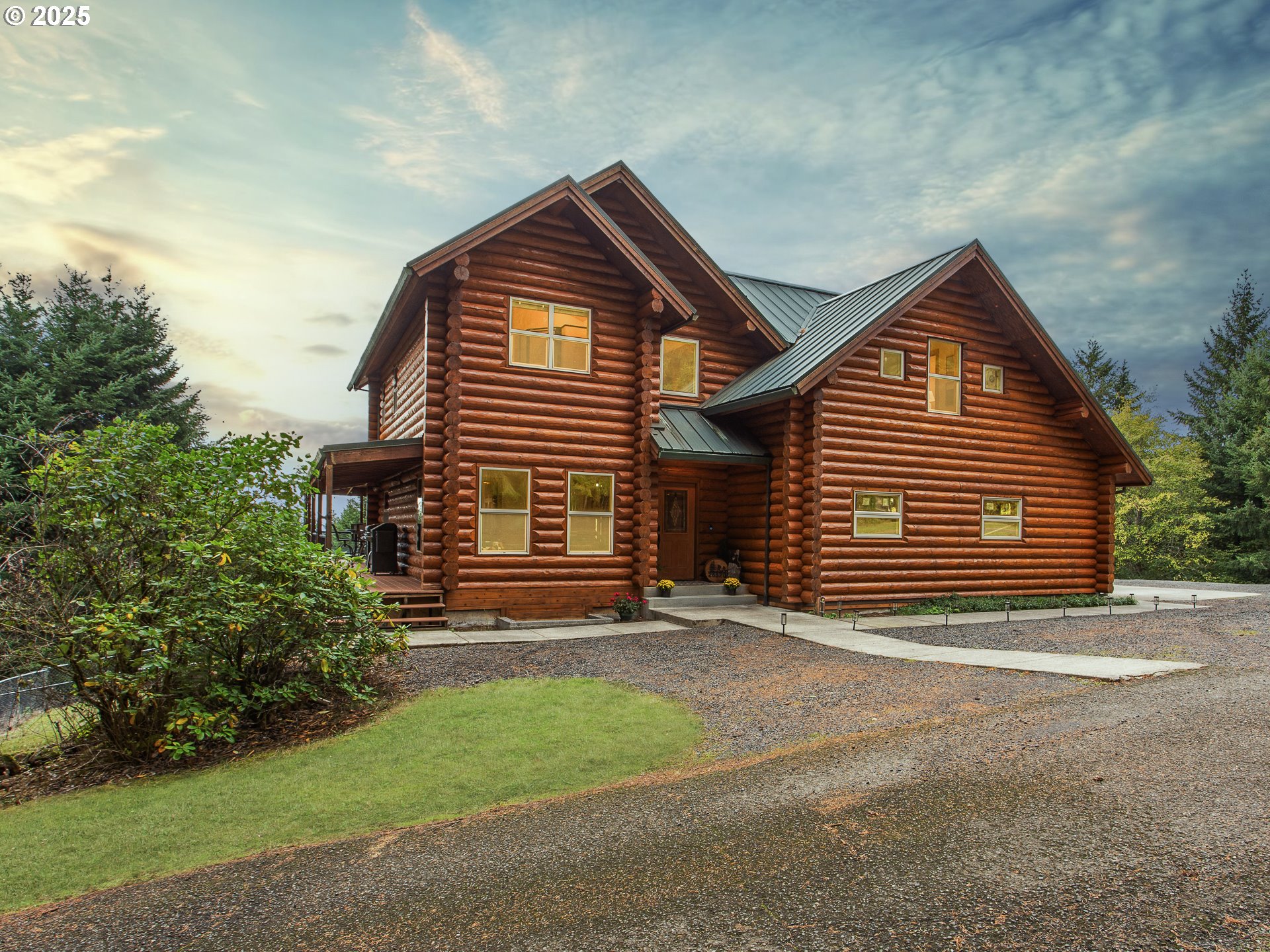 25520 Northeast 58th Street Vancouver, WA 98682 - Photo 1 of 48 a view of house with a yard and pathway