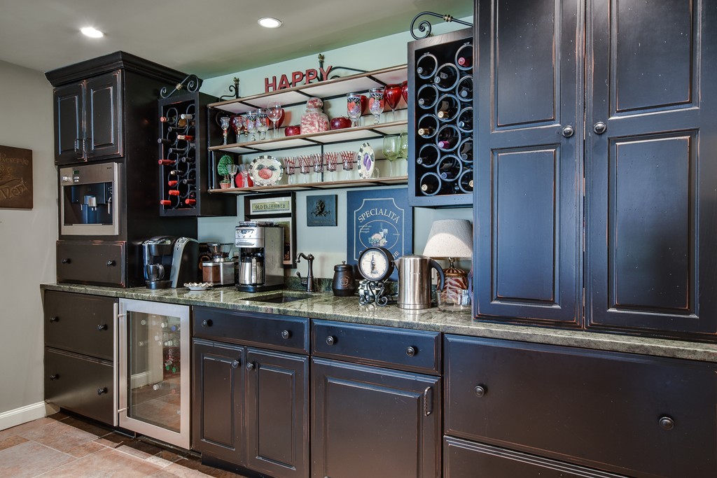 71 Nason Hill Road Sherborn, MA 01770 - Photo 15 of 29 Gallery Image 15