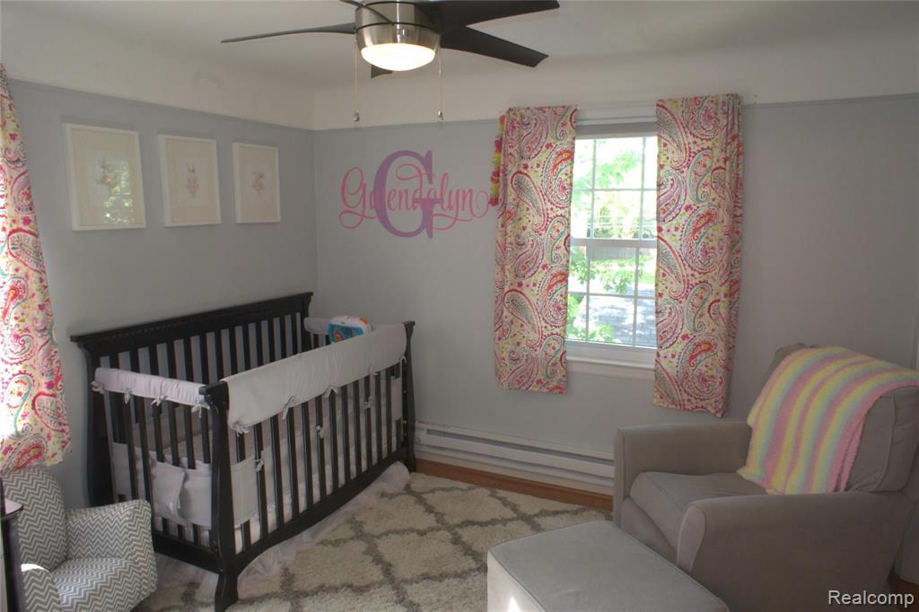 1340 Vernier Road Grosse Pointe Woods, MI 48236 - Photo 16 of 24