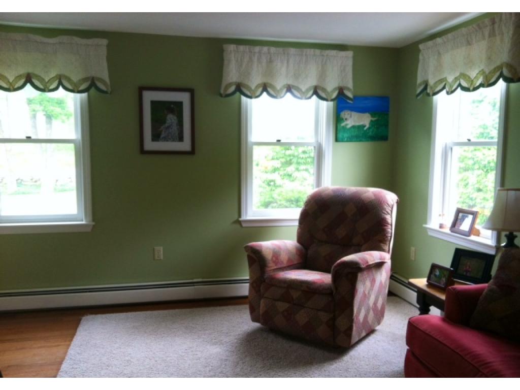 81 English Range Road Derry, NH 03038 - Photo 16 of 33