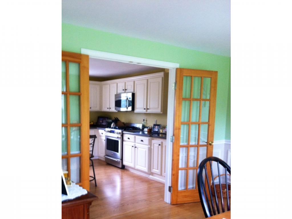81 English Range Road Derry, NH 03038 - Photo 22 of 33