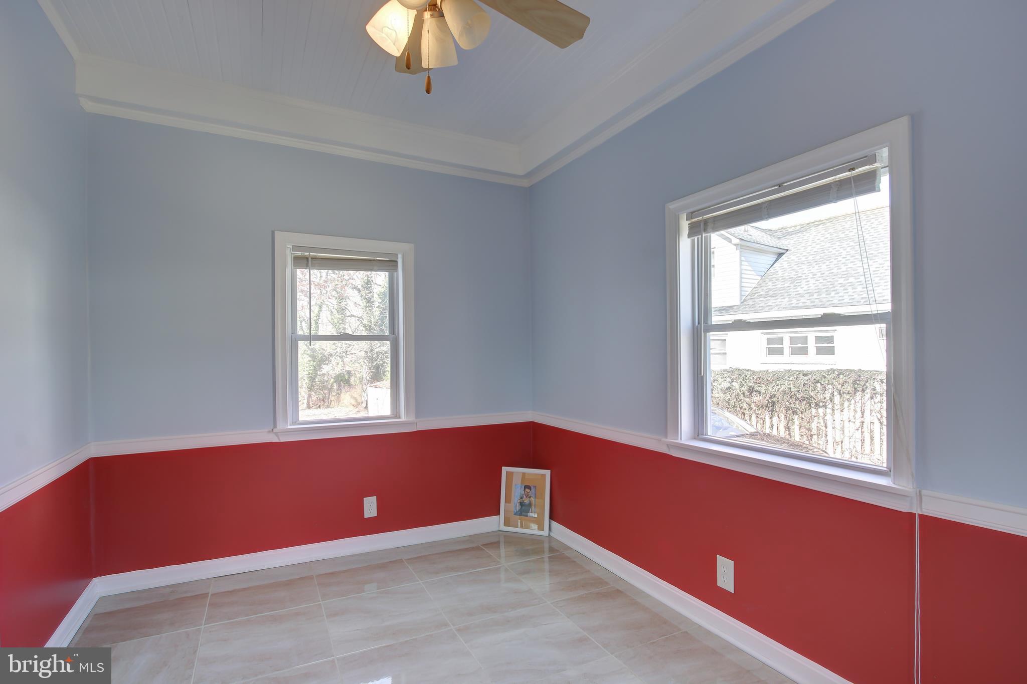 5205 Wheeler Road Oxon Hill, MD 20745 - Photo 8 of 29 Sunroom