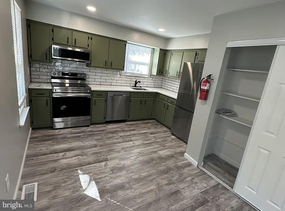 615 B Jarvis Road Sicklerville, NJ 08081 - Photo 1 of 5