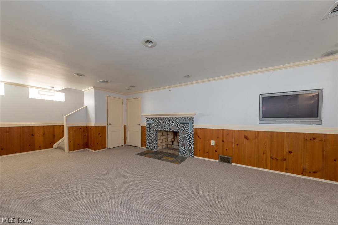 2369 Charney Road Cleveland, OH 44118 - Photo 27 of 33