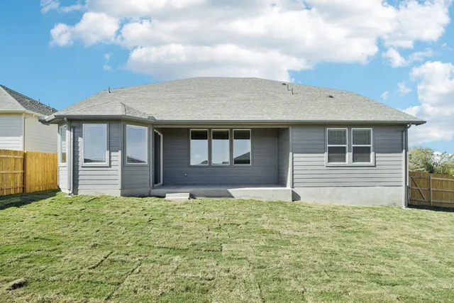 $527,905 | 145 Divisadero Drive, Hutto, TX 78634