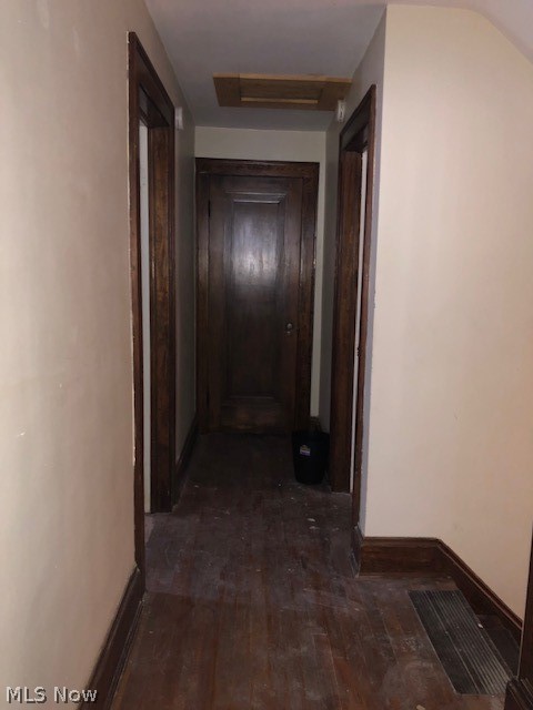 3608 Menlo Road Cleveland, OH 44120 - Photo 25 of 34