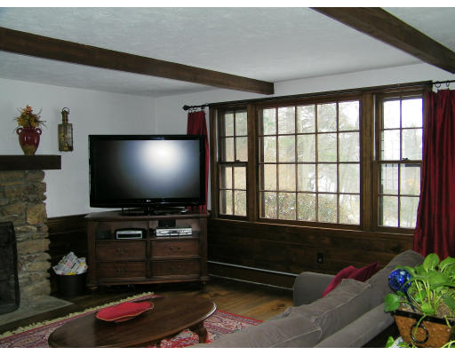 8 Rev Thomas Hooker Road Westborough, MA 01581 - Photo 6 of 26 Gallery Image 6