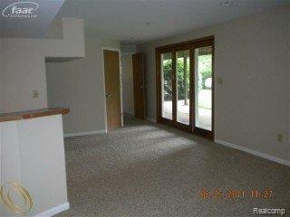 9035 Gould Road Linden, MI 48451 - Photo 13 of 17 Interior 8