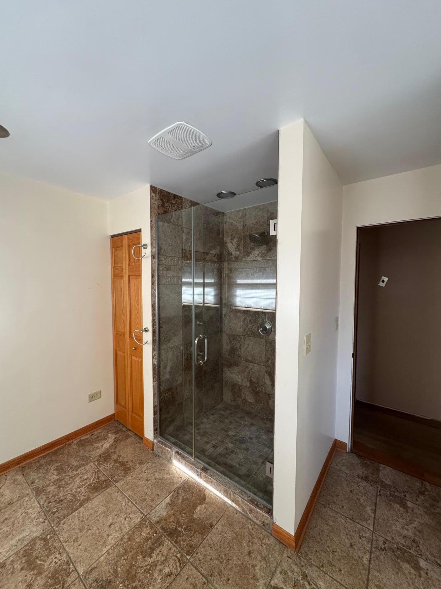 1328 Ridgeway Avenue Munster, IN 46321 - Photo 13 of 22 1500x2000