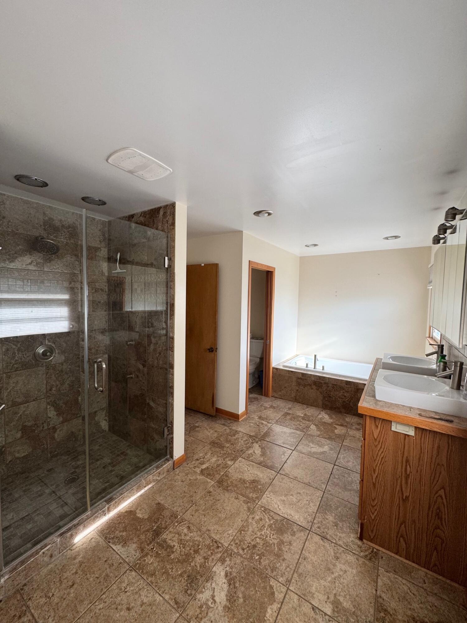 1328 Ridgeway Avenue Munster, IN 46321 - Photo 14 of 22 1500x2000