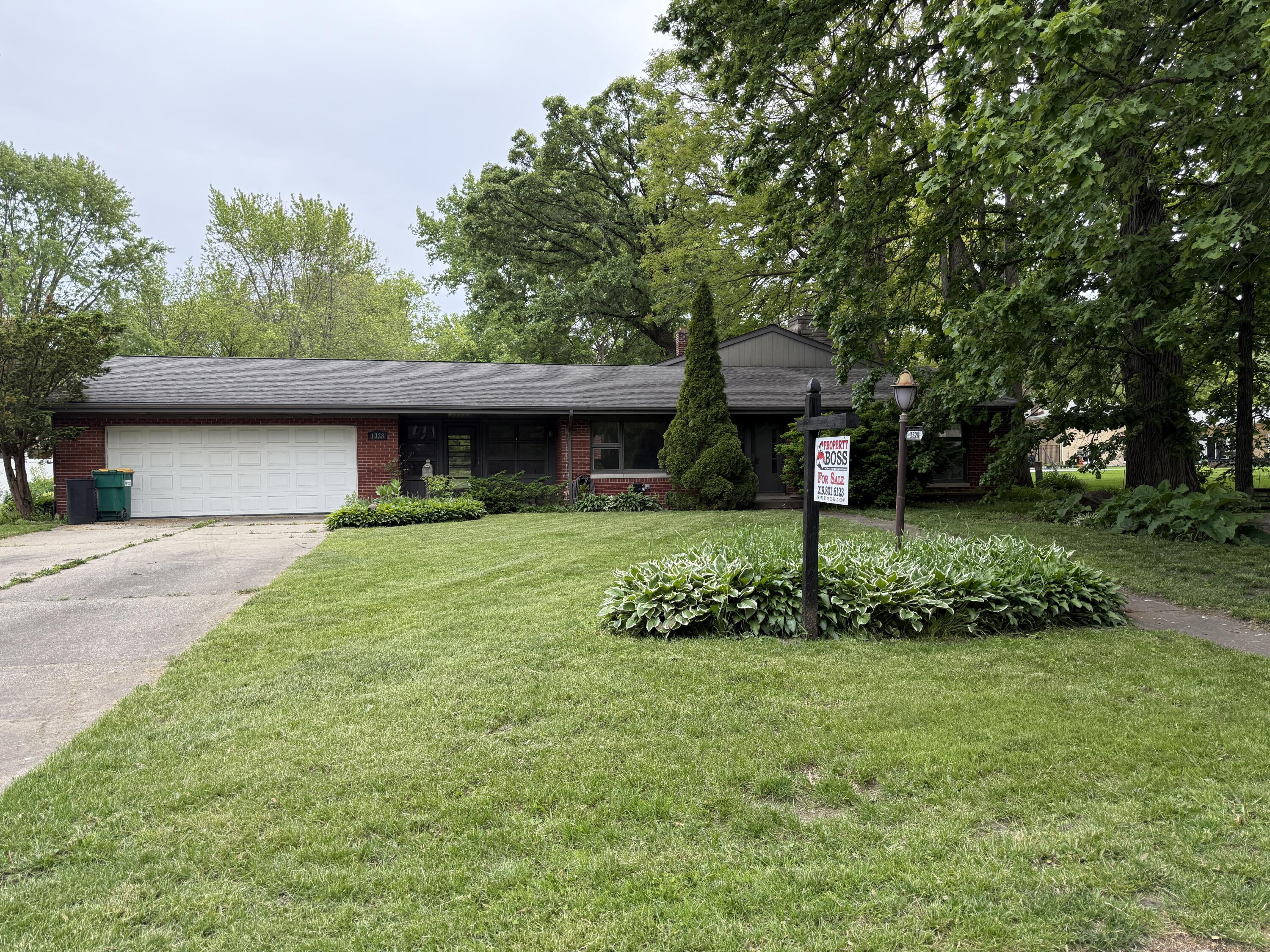 1328 Ridgeway Avenue Munster, IN 46321 - Photo 21 of 22 3000x2250