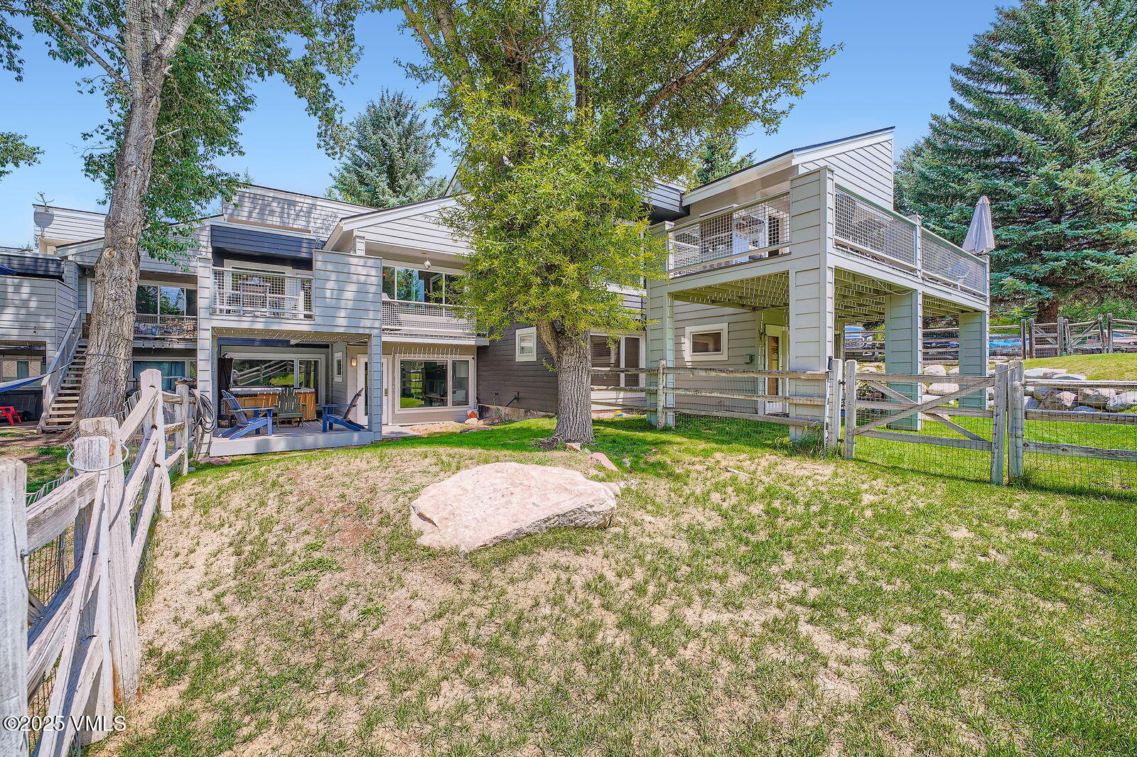 22 Wellington Lane, Unit 2 Edwards, CO 81632 - Photo 24 of 32 front view of a house with a yard