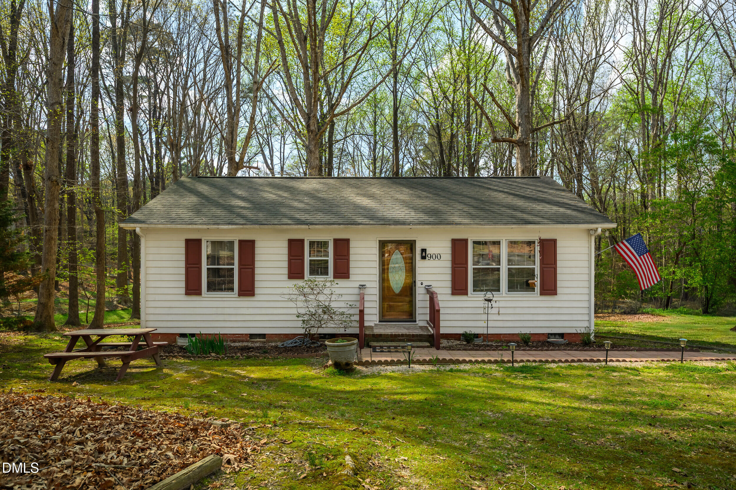 1 -900 cricket knoll rd, exterior