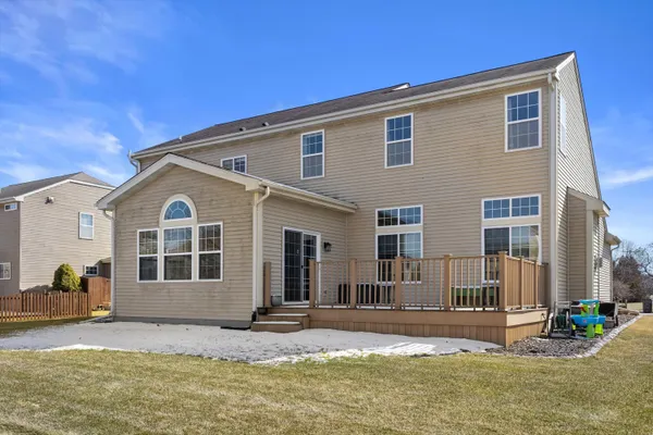 $519,900 | 770 Meadowview Lane, Johnson Creek, WI 53038