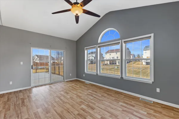 $519,900 | 770 Meadowview Lane, Johnson Creek, WI 53038