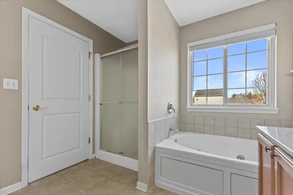 $519,900 | 770 Meadowview Lane, Johnson Creek, WI 53038