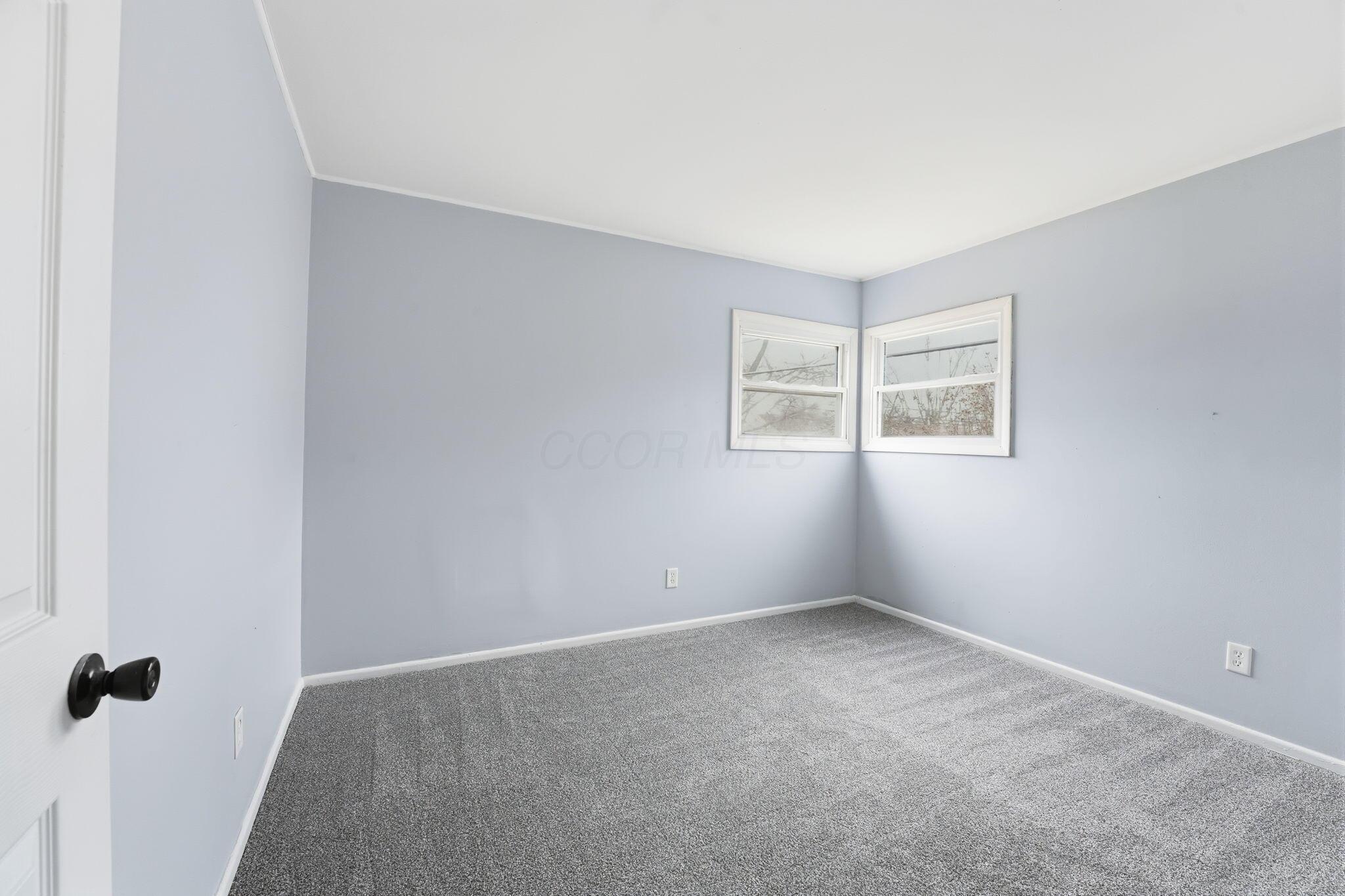 1260 Country Club Road Columbus, OH 43227 - Photo 12 of 28 Bedroom 1