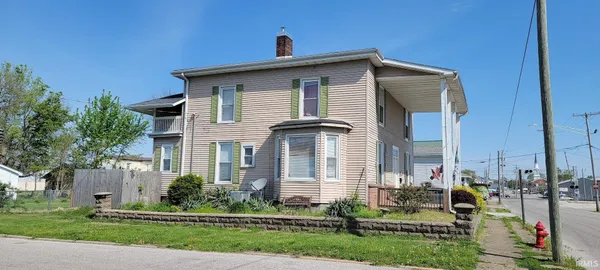 $150,000 | 211 South Meridian Street, Washington, IN 47501