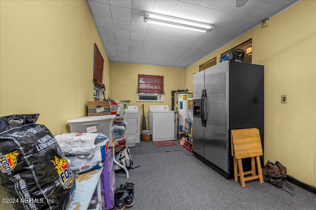 6554 Ortolan Avenue Jacksonville, FL 32216 - Photo 28 of 30 a view of a room with gym equipment