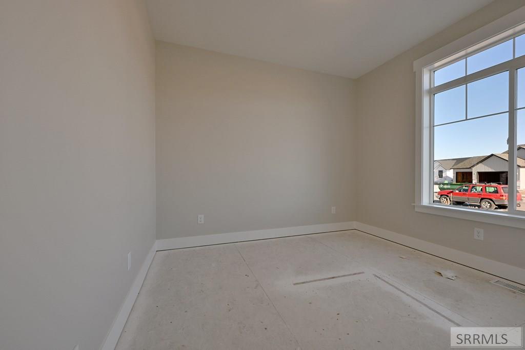 527 Fieldstone Avenue Rigby, ID 83442 - Photo 10 of 15 Bedroom 3