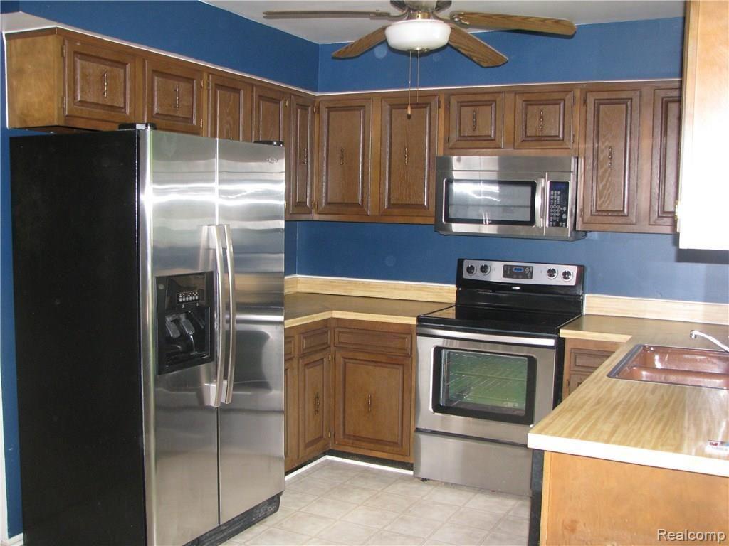 2971 West Webster Road Berkley, MI 48072 - Photo 4 of 10