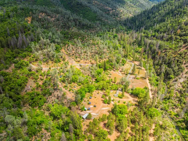 $1,378,000 | 6691 Reading Creek Road, Douglas City, CA 96024