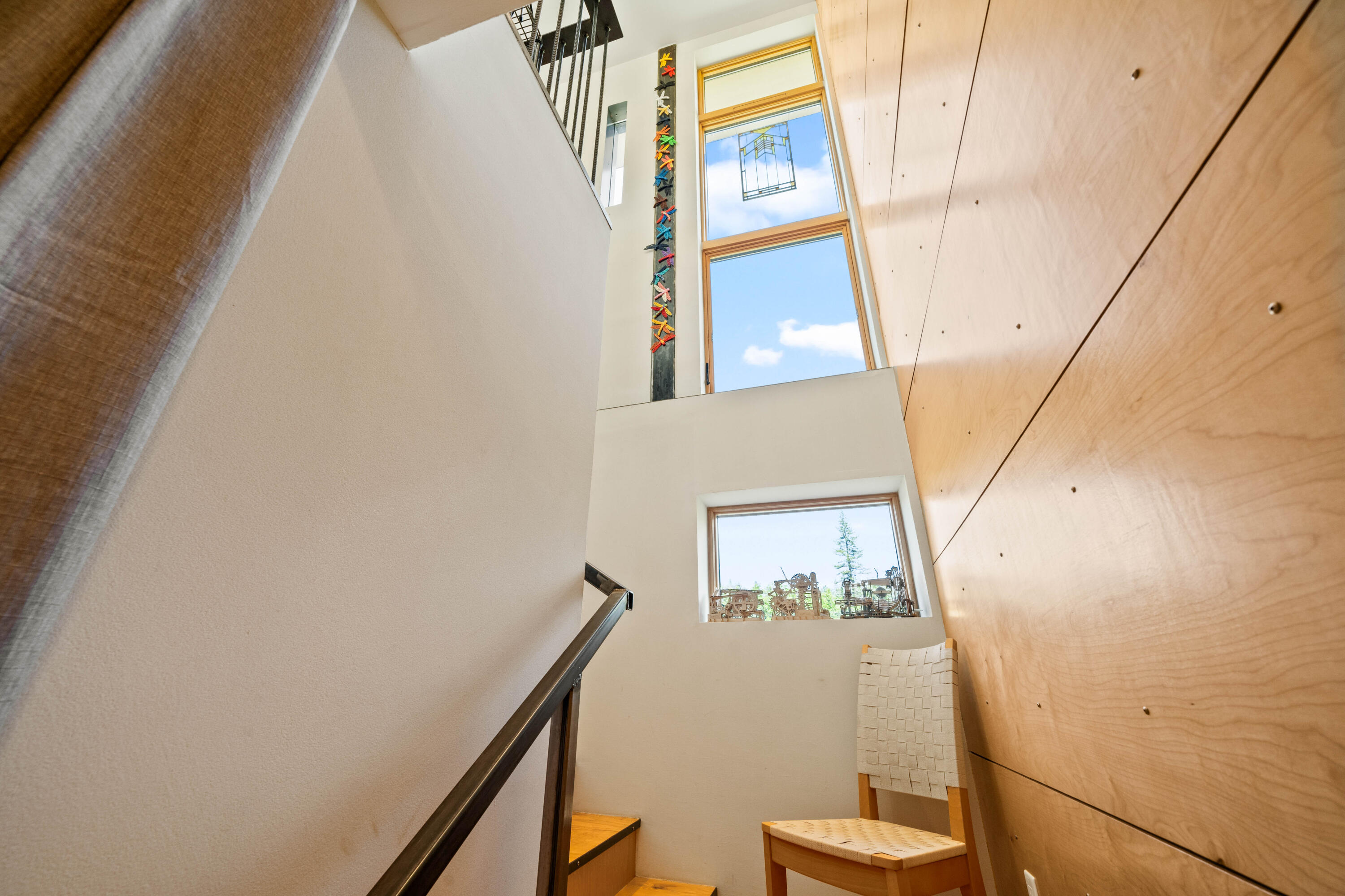6691 Reading Creek Road Douglas City, CA 96024 - Photo 56 of 125 a view of entryway with a window