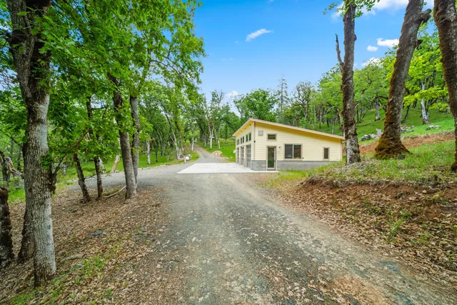 $1,378,000 | 6691 Reading Creek Road, Douglas City, CA 96024