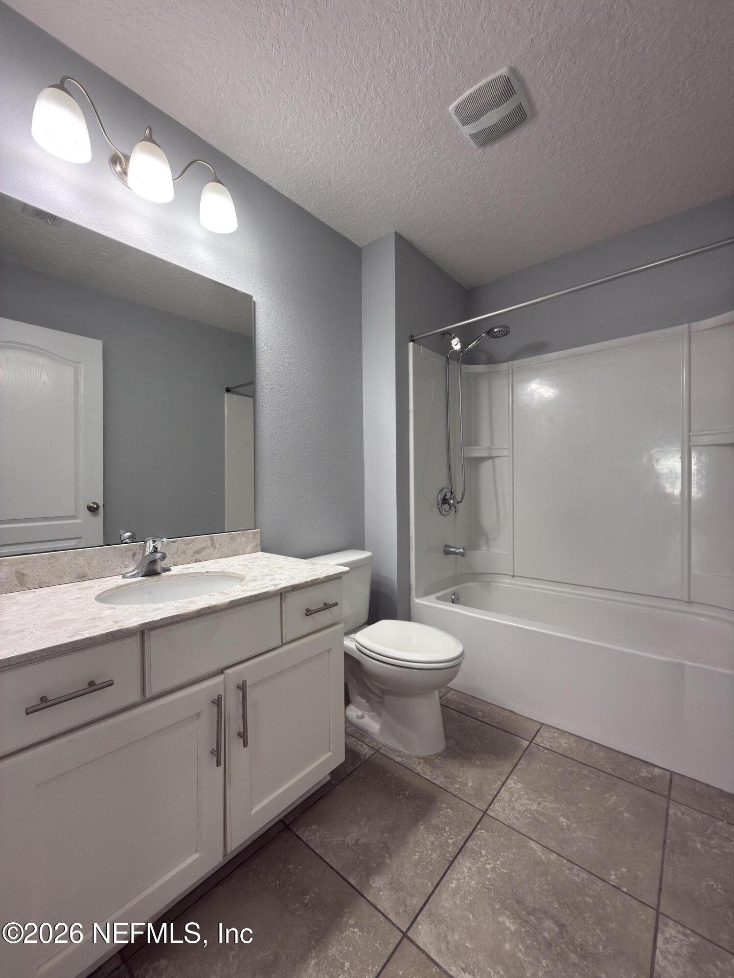 39 Boulder Rock Way St. Augustine, FL 32092 - Photo 16 of 33 Bathroom 2