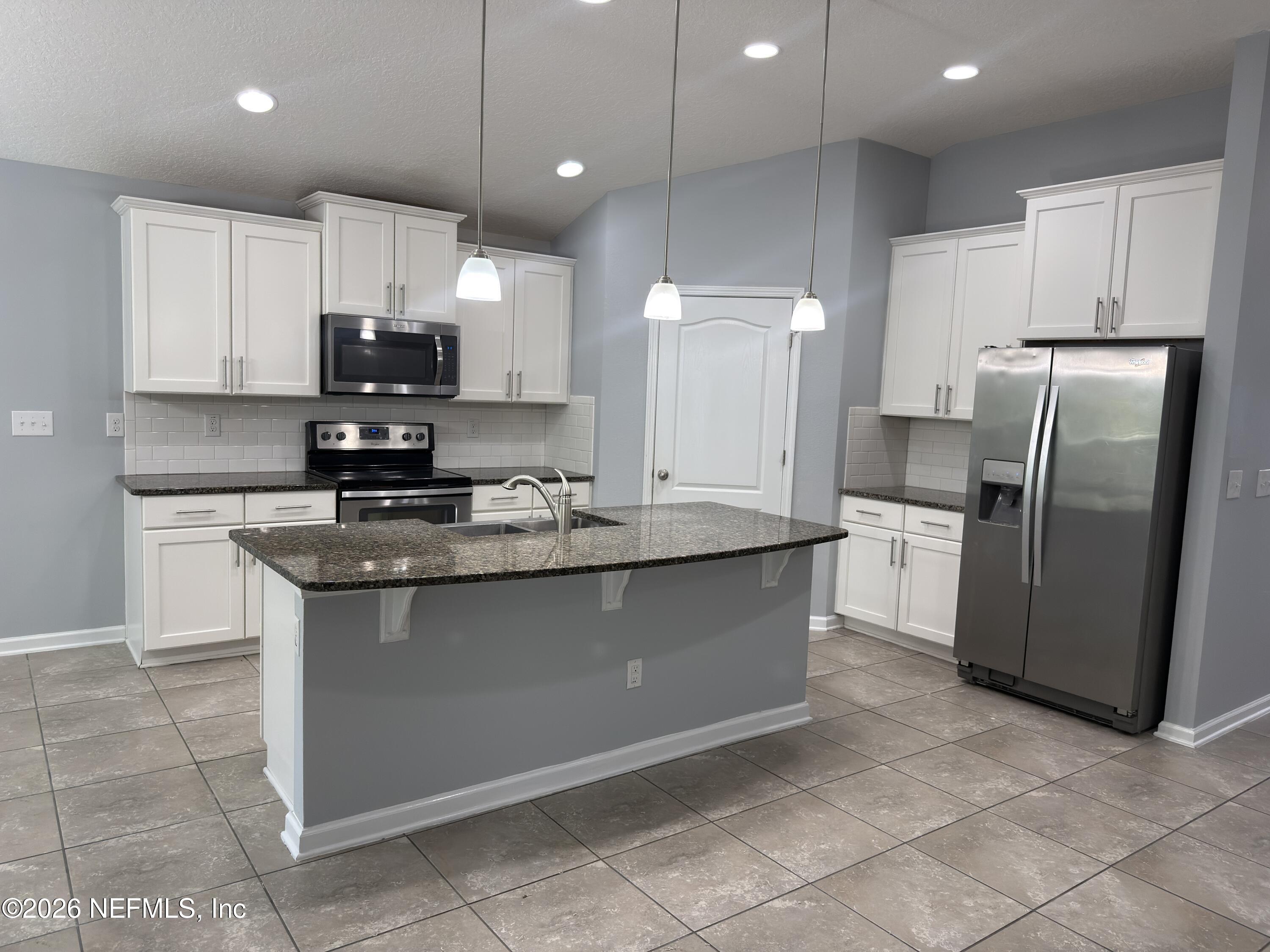 39 Boulder Rock Way St. Augustine, FL 32092 - Photo 5 of 33 Kitchen