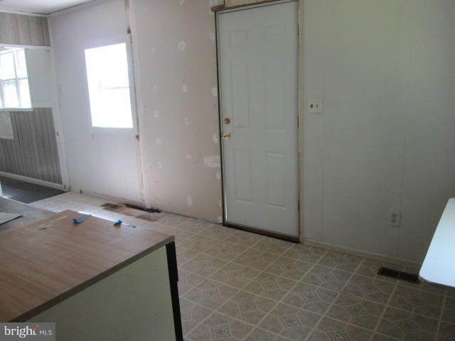 6021 Hill Road St. Leonard, MD 20685 - Photo 5 of 14 Kitchen