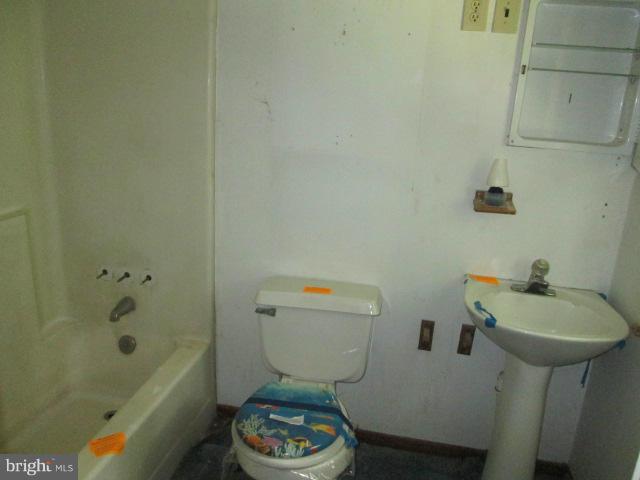 6021 Hill Road St. Leonard, MD 20685 - Photo 6 of 14 Full bath 2