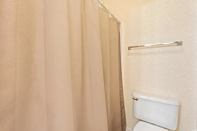 $345,000 | 117 Pinehurst Lane, Unit 5E, Pawleys Island, SC 29585