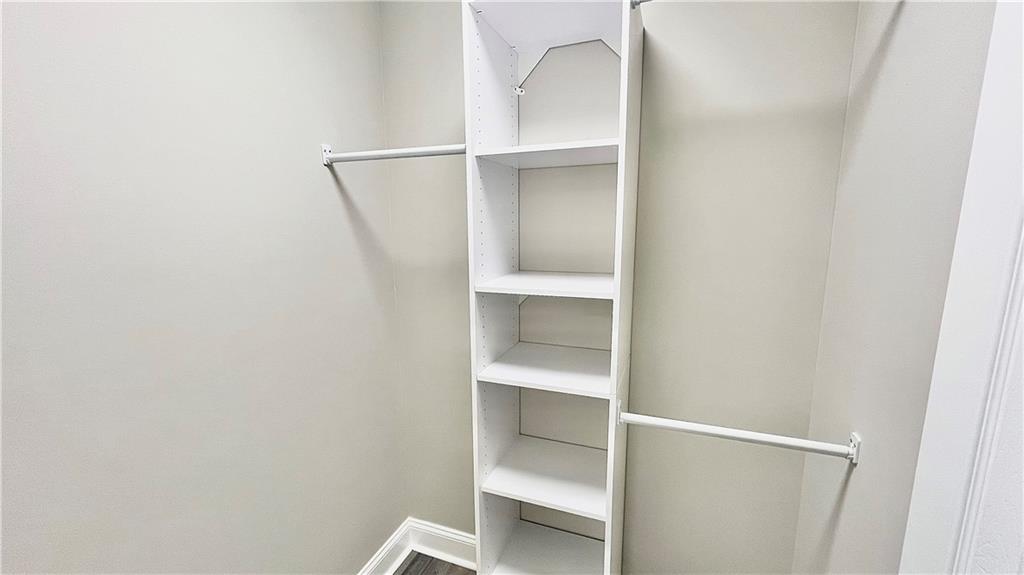 5 Green Road Griffin, GA 30224 - Photo 23 of 34 a view of an empty walk in closet