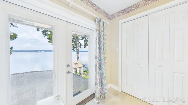 $465,000 | 62 Lakeshore Drive, New Concord, KY 42076