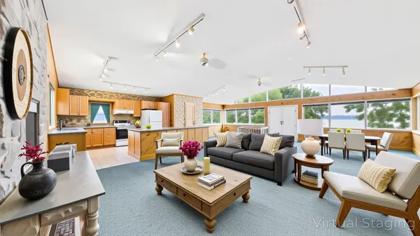 $465,000 | 62 Lakeshore Drive, New Concord, KY 42076