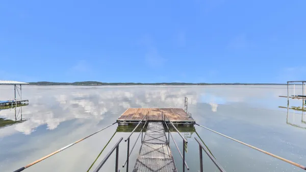 $465,000 | 62 Lakeshore Drive, New Concord, KY 42076