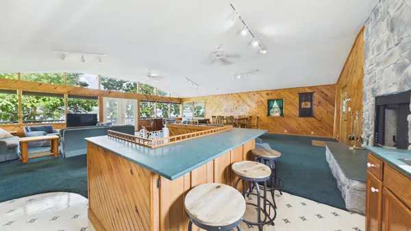 $465,000 | 62 Lakeshore Drive, New Concord, KY 42076