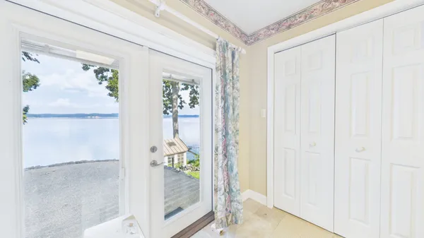 $465,000 | 62 Lakeshore Drive, New Concord, KY 42076