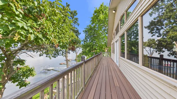 $465,000 | 62 Lakeshore Drive, New Concord, KY 42076