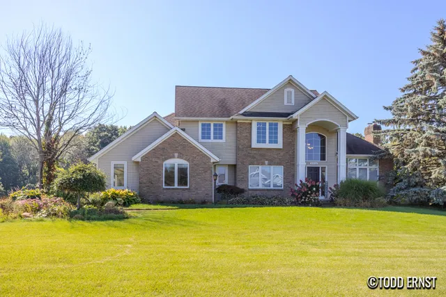 $599,000 | 5814 Cannon Hills Drive, Ada, MI 49301