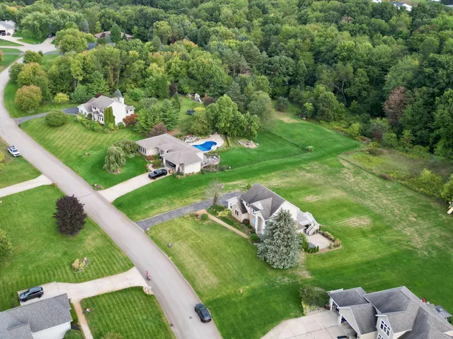 $599,000 | 5814 Cannon Hills Drive, Ada, MI 49301