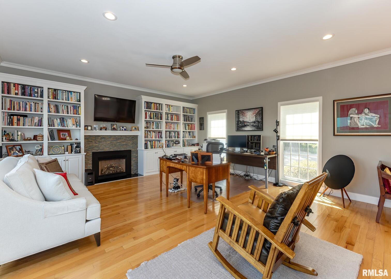 4510 5th Avenue Moline, IL 61265 - Photo 26 of 48