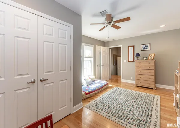 $895,000 | 4510 5th Avenue, Moline, IL 61265