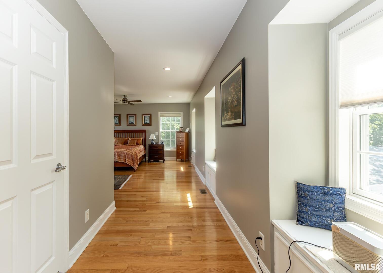 4510 5th Avenue Moline, IL 61265 - Photo 39 of 48