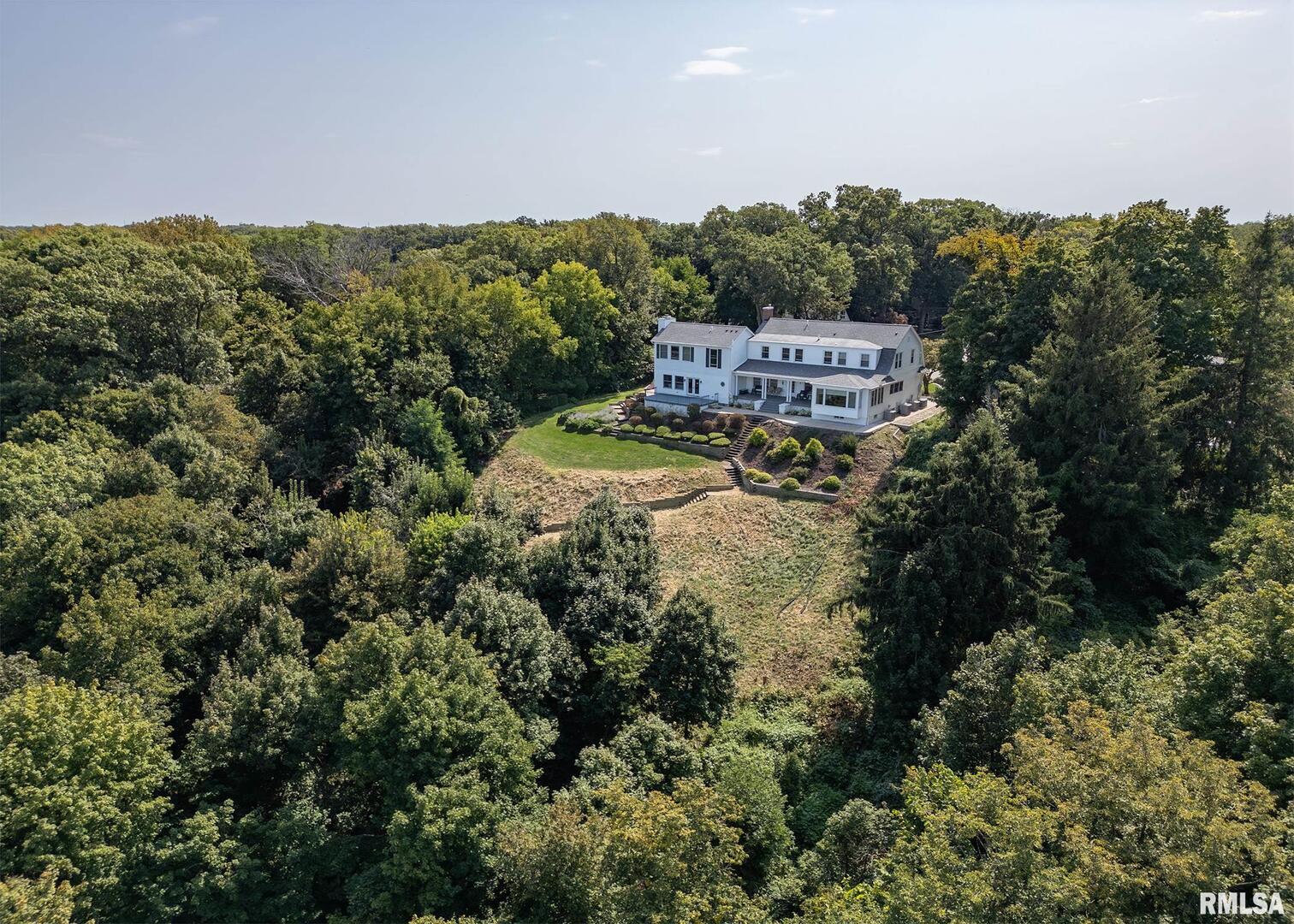 4510 5th Avenue Moline, IL 61265 - Photo 5 of 48