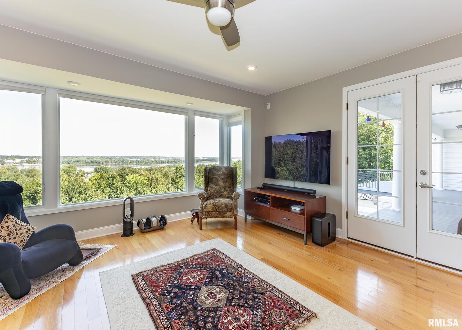 4510 5th Avenue Moline, IL 61265 - Photo 9 of 48