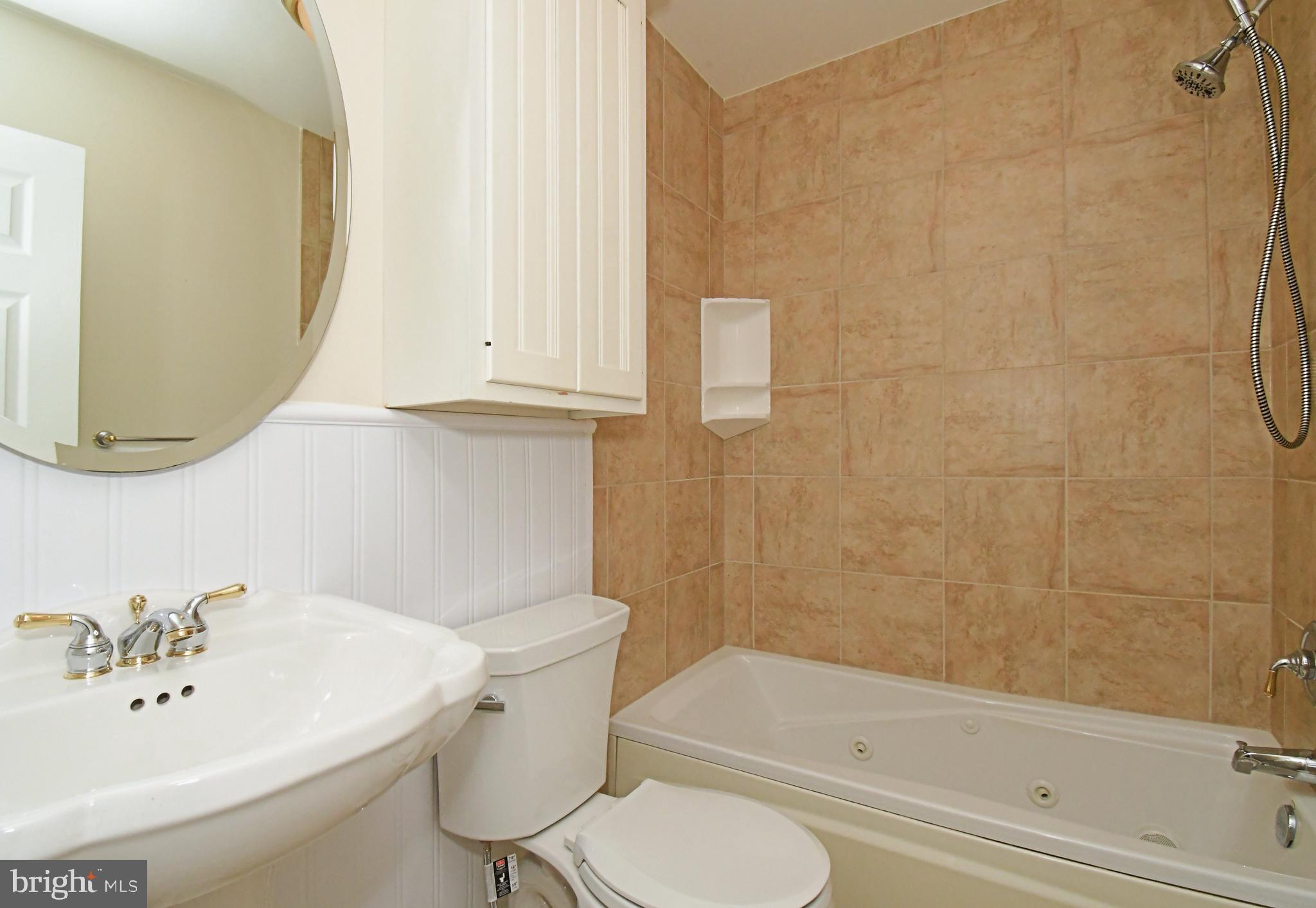 2390 Lenhart Road Colmar, PA 18915 - Photo 18 of 40